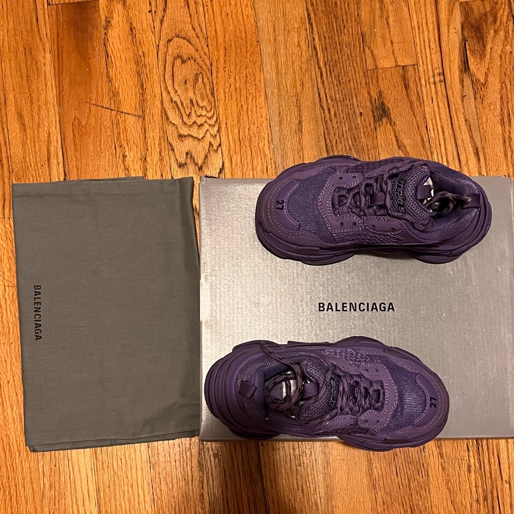 Triple S Kid Purple/Black Balenciaga’s
